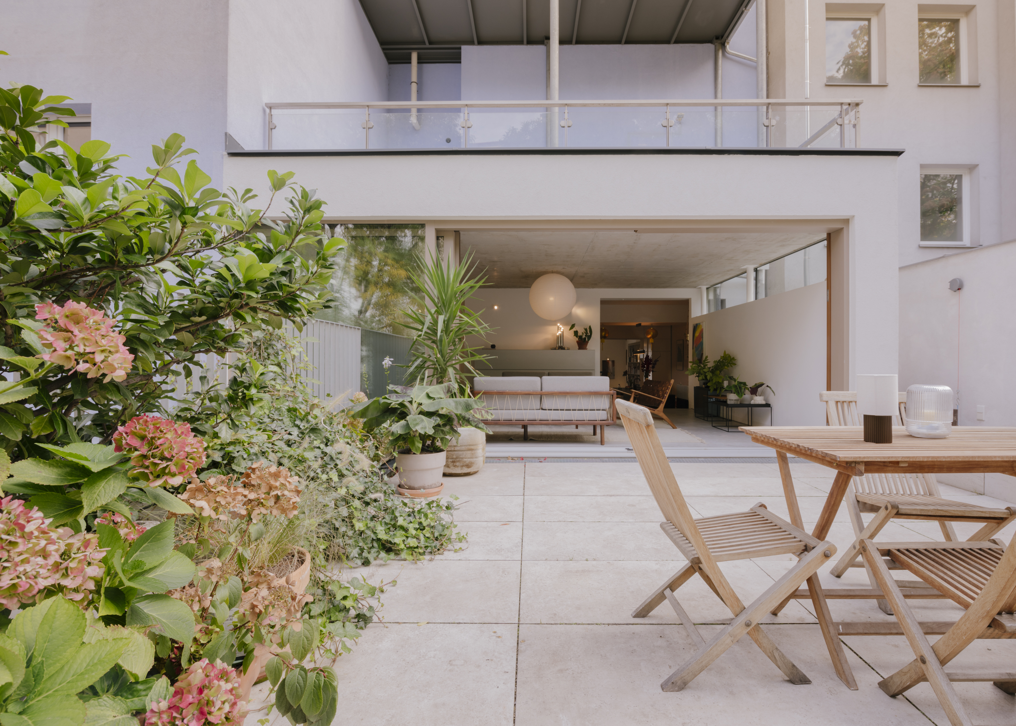 Lena Enzinger | Purpose driven Services & Stories